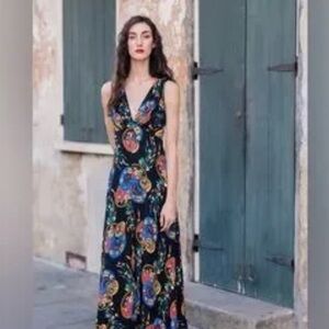 Trashy Diva Bias Gown Parasols